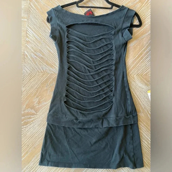 Hot Topic Sexy Folter Black Stretch Mini Dress with Slitted Ripped Back - Picture 3 of 7